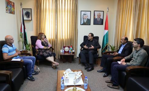 التربية و"بيالارا" تبحثان توسيع الشراكة في مجال التربية الإعلامية