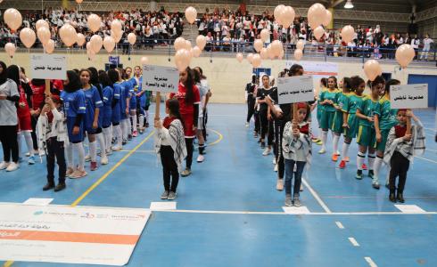 التربية والرؤية العالمية تطلقان بطولة كرة القدم الخماسي للفتيات