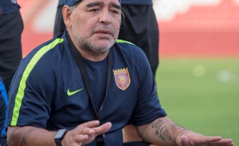 الارجنتيني مارادونا