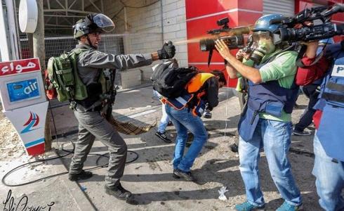 نقابة الصحفيين تندد اعتداء الاحتلال على الوقفة التضامنية للصحفيين