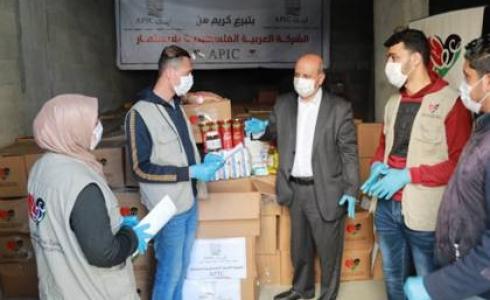 "عطاء فلسطين" تستلم 2000 طرد غذائي لتوزيعها على المتضررين بغزة 