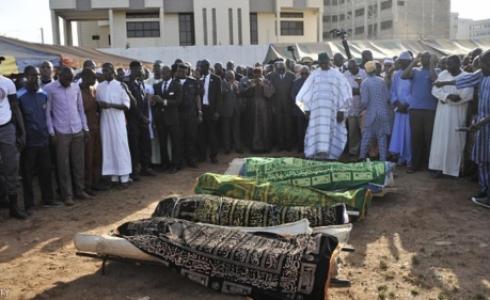 صورة أرشيفية لصلاة جنازة على ضحايا هجمات إرهابية في مالي