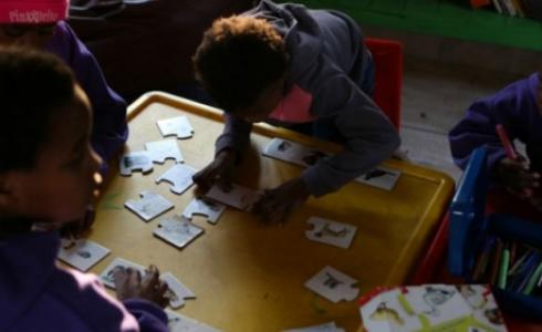 الايدز هو السبب الأول للوفيات في الفئة العمرية بين 10 و19 عاما في أفريقيا.