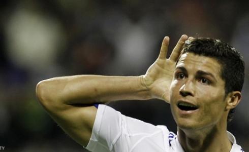 رونالد عند انضمامه إلى ريال مدريد في 2010