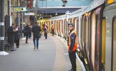 بريطانيا تغلق  40 محطة مترو أنفاق للوقاية من كورونا