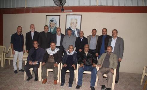 النائب أبو هولي يزور القائد أحمد حلس 