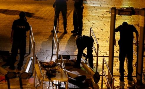 ازالة البوابات الالكترونية / أرشيف