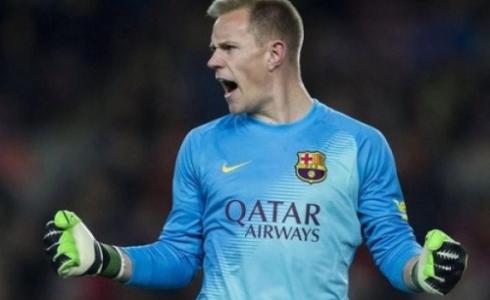 حارس برشلونة الاسباني