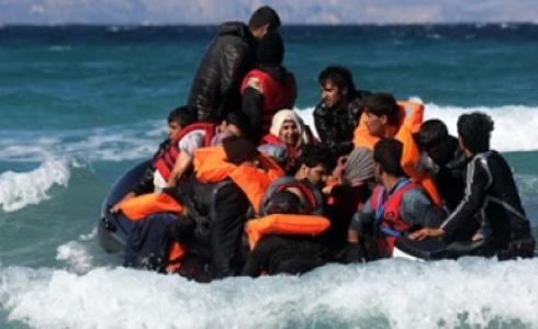 انقاذ لاجئين سوريين