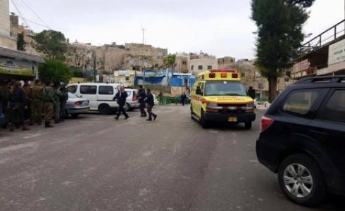 اصابة مجندة برصاص فلسطيني بالخليل