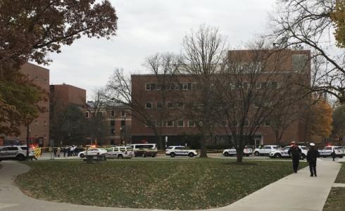 من مكان إطلاق النار في الجامعة