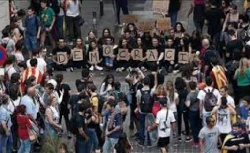 تظاهرة ضد الانفصال في برشلونة 