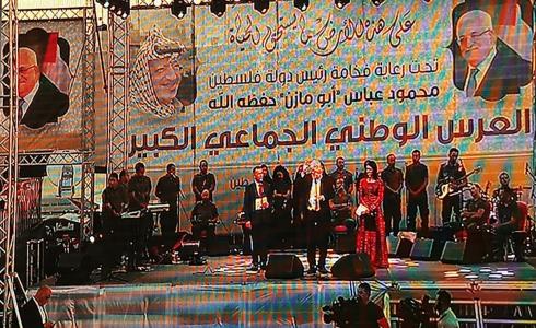 إقامة عرس جماعي يضم 500 عريس وعروس بحضور الرئيس عباس 