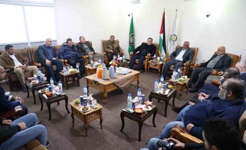 وفود مجتمعية وفصائلية تهنئ حماس بذكرى انطلاقتها في غزة