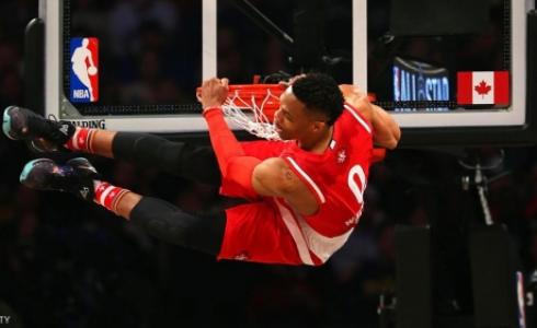 وستبروك خلال حركة أكروباتية