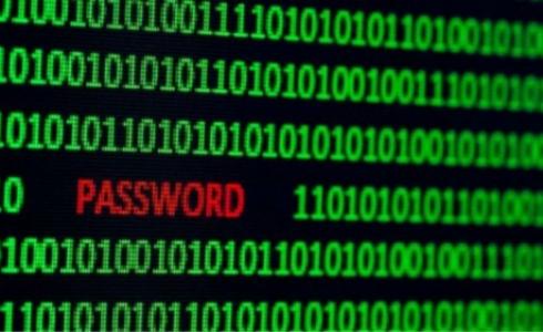 كانت بيانات المستخدمين مسجلة بدون تشفير أو حماية