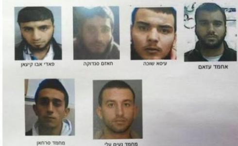 صورة نشرتها اسرائيل للمتهمين بالتخطيط لعمليات استشهادية 