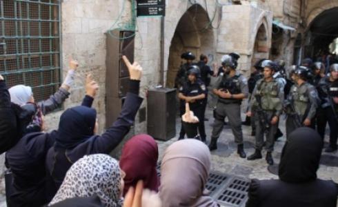 توتر عند أحد بوابات المسجد الأقصى