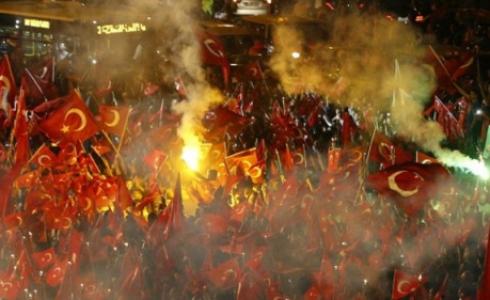 تتواصل المظاهرات المنددة بالمحاولة الانقلابية في تركيا