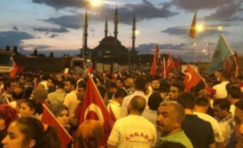 متظاهرون أتراك 