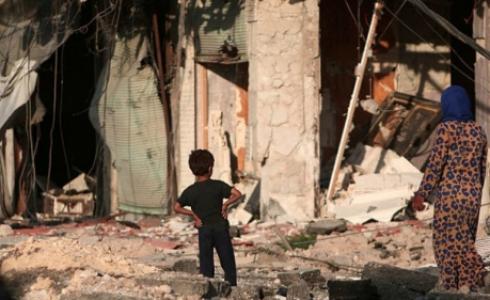 يعاني سكان حلب من نقص شديد في المعونات الاغاثة الرئيسية