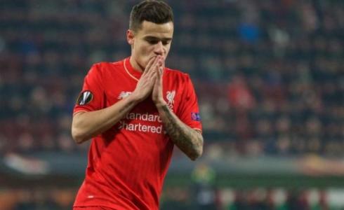 ضم لاعب الوسط البرازيلي فيليب كوتينيو