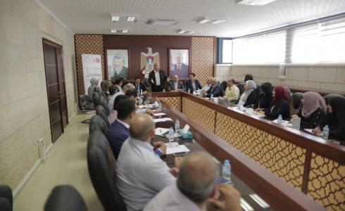 صندوق التشغيل ووزارة العمل ينظمان جولة تعريفية ببرنامج مشروعك في محافظة نابلس