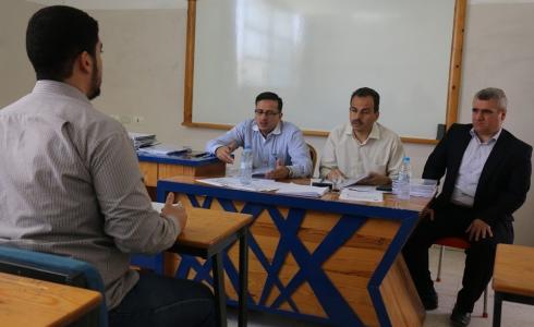 كلية الحقوق في جامعة الإسراء بغزة تشرع بمناقشة أبحاث التخرج لطلبتها 