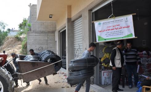 العمل الزراعي يوزع مدخلات زراعية لـ280 مزارع 