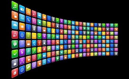 لتنجو من التجسس عليك حذف هذه التطبيقات من هاتفك