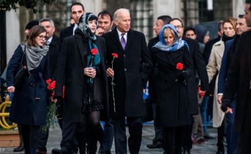 جو بايدن وزوجته زارا الجمعة موقع الهجوم الانتحاري في اسطنبول