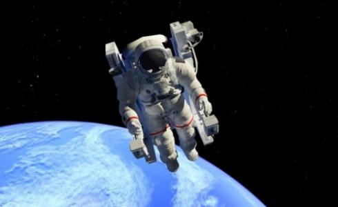 رواد الفضاء