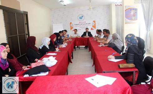 حلقة نقاشية حول المنظور التنموي في المخيمات الفلسطينية 