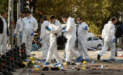 آثار التفجير الذي ضرب أنقرة في أكتوبر الماضي.