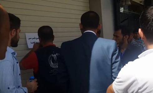 إغلاق مطعم في الخليل لافتقاره شروط السلامة 