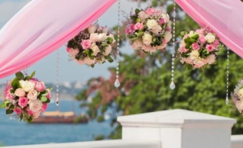 عشر قواعد تجعل من حفل زفافك أجمل أيام العمر