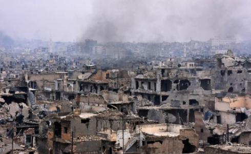 سيطرة المعارضة على أحياء حلب الشرقية تقلصت وبات المسلحين محاصرين.