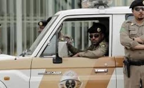 شاهد القبض على مروج مخدرات يحتجز فتاة في السعودية