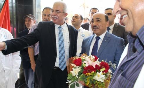 الوزير الحساينة يتفقد مستشفي الحلو الدولي 
