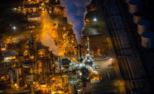 تماسكت أسعار النفط قرب أعلى مستوى