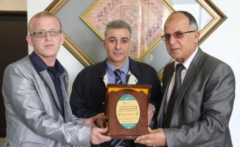 تقديم درع