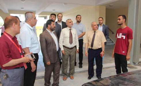 عوض يتفقد مدرسة ثانوية الكويت قيد الإنشاء برفح