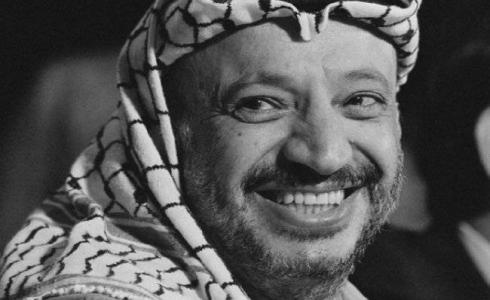 الرئيس الفلسطيني الراحل ياسر عرفات 