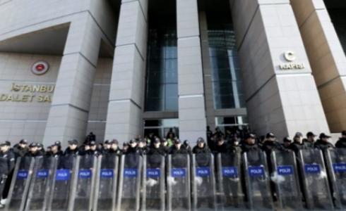 تقول تقارير أن السلطات التركية اعتقلت أكثر من 18 الف شخص في اعقاب المحاولة الانقلابية الفاشلة