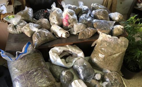 ضبط 13 كيلوغرام مخدرات في الخليل