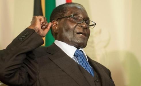 موغابي يبلغ من العمر 92 عاما وحالته الصحية محط اهتمام كثيرين في بلاده (أرشيفية)