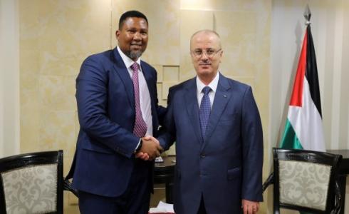 رئيس الوزراء رامي الحمد الله يستقبل عضو البرلمان في جنوب إفريقيا ماندلا مانديلا