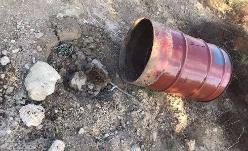 مستوطنون يعيثون فسادا في اراض غرب رام الله