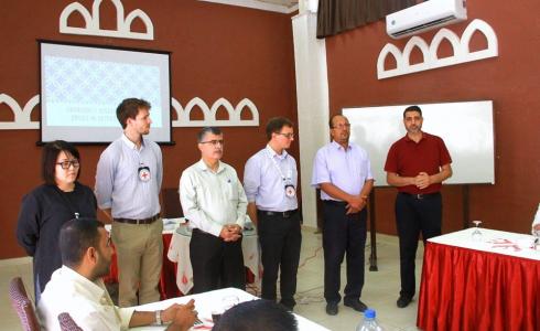 الخدمات الطبية تفتتح الدورة الثانية للتعامل مع أمراض الطوارئ وعلاجاتها