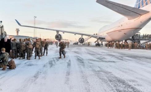 جنود من الناتو لحظة لوصولهم إلى النرويج - 16 يناير 2017.